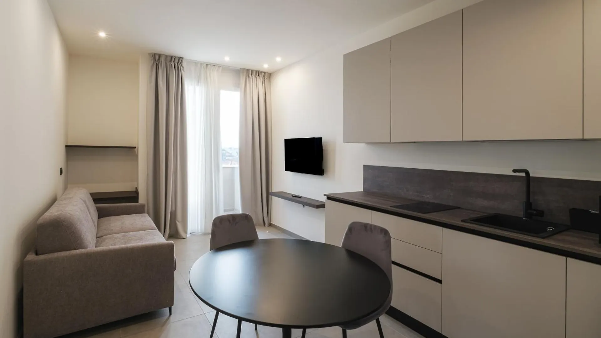 Residence Goldoni6 Suite Apartment Rimini
