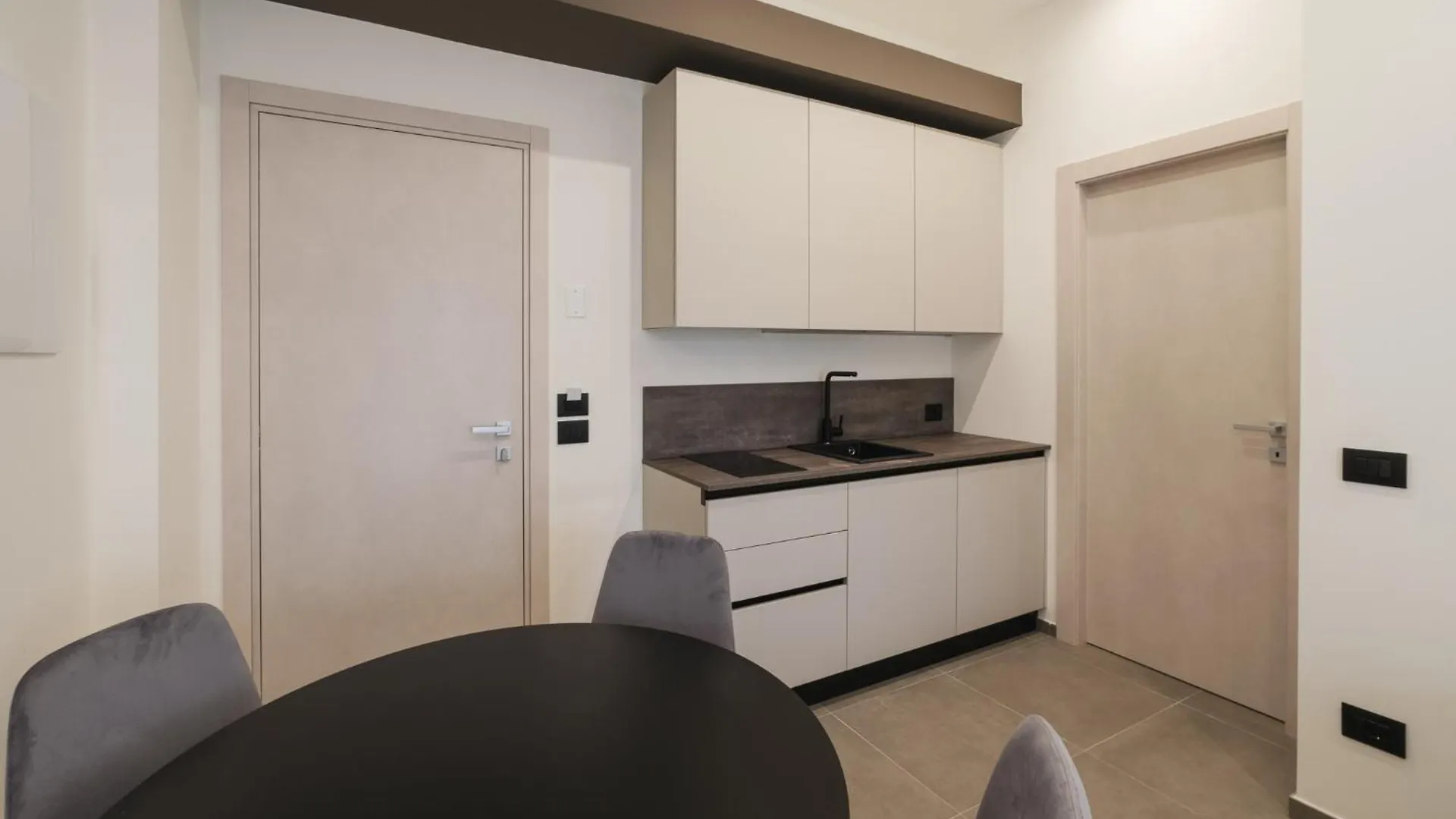 Residence Goldoni6 Suite Apartment Rimini Aparthotel