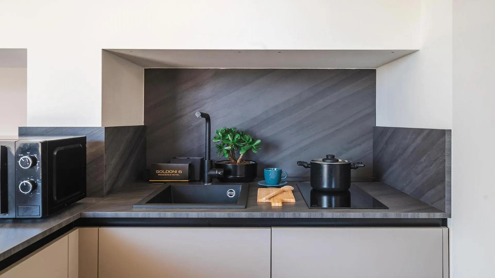 Residence Goldoni6 Suite Apartment 里米尼 公寓式酒店